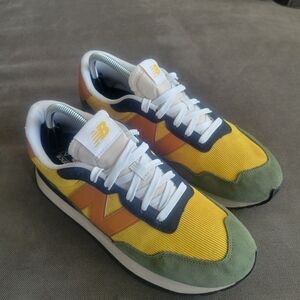 New Balance 237 Harvest Gold Madras Orange Sneakers Men's 9.5 D Comfort Trainers